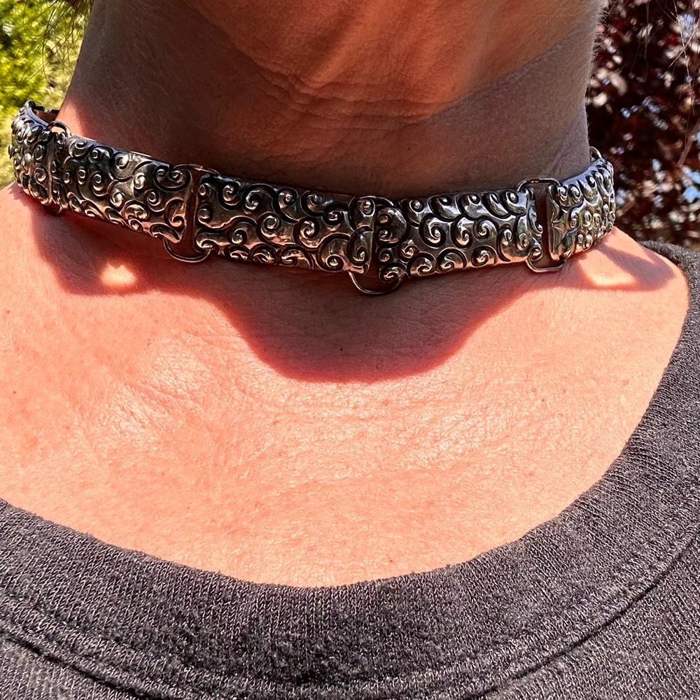 Rare, unique gorgeous silver choker necklace